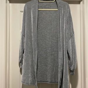 Gyft Cardigan Sweater